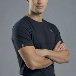 Black men's short sleeve tee in recycled polyester blend with tailored fit and breathable fabric